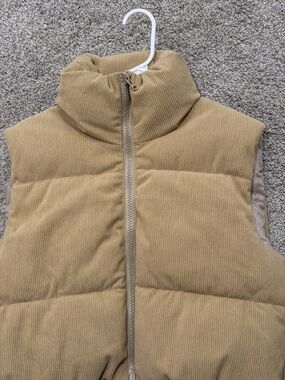 Corduroy Cropped Puffer Vest in Khaki
